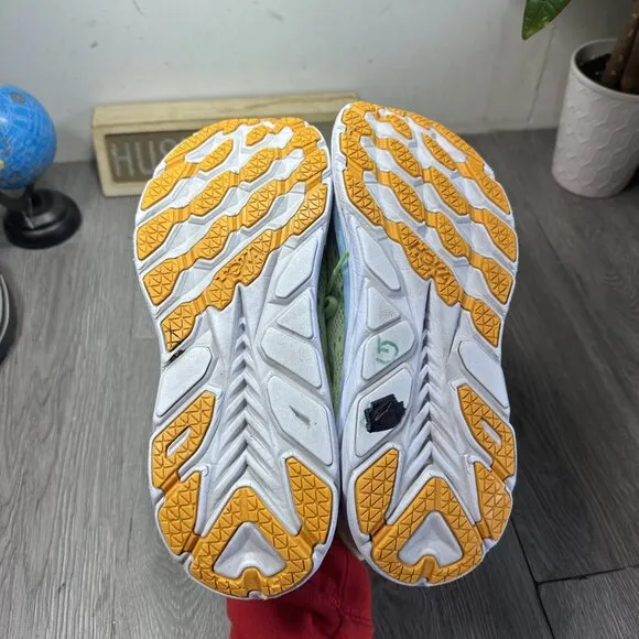 Hoka One One Clifton 8 Men Size 11 D Shoes Yellow Green Running Comfort Sneakers
