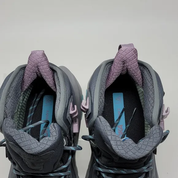 Hoka One One Kaha GTX Mid 1123156-CCSH Women's Size 8.5 Vibram Hiking Shoes New