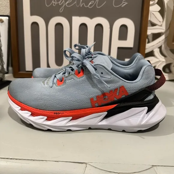 HOKA ONE ONE men’s fog gray / fiesta red Elevon 2 running shoes