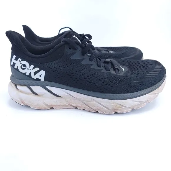 HOKA ONE ONE W CLIFTON 7 WOMENS RUNNING SHOES BLACK STYLE 1110509 BWHT Size 8