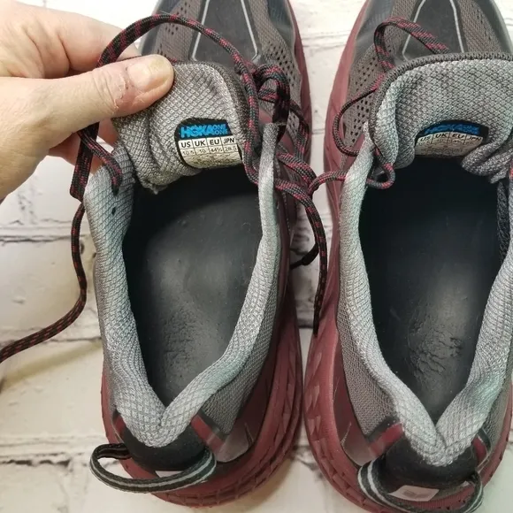 Hoka speedgoat 3 mens running shoes