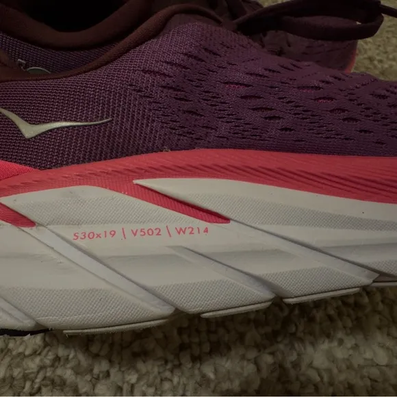 Hoka Women's Purple Running Shoes. Model Clifton 8 . Size 8B.