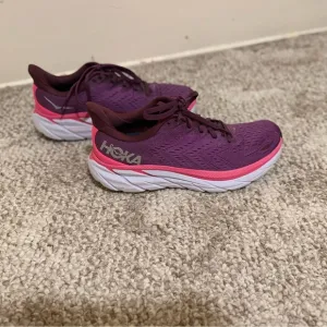 Hoka Women's Purple Running Shoes. Model Clifton 8 . Size 8B.