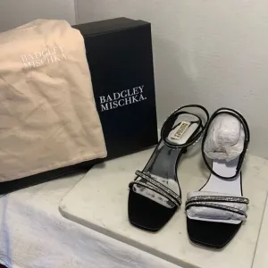 **Holiday Special** Badgley Mischka NIB black ankle strap sandal - NIB Sz 9 1/2