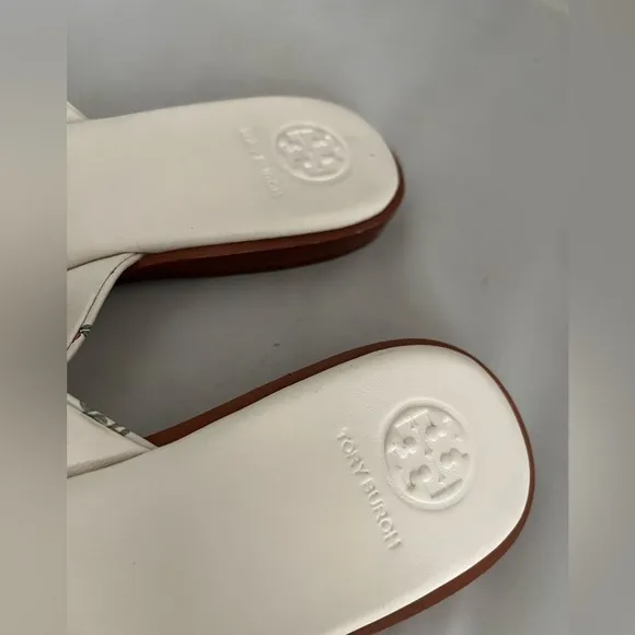 🎉HP🎉 Tory Burch Benton thin strap floral leather flip flop 10