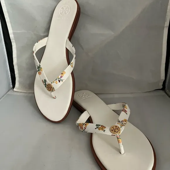 🎉HP🎉 Tory Burch Benton thin strap floral leather flip flop 10