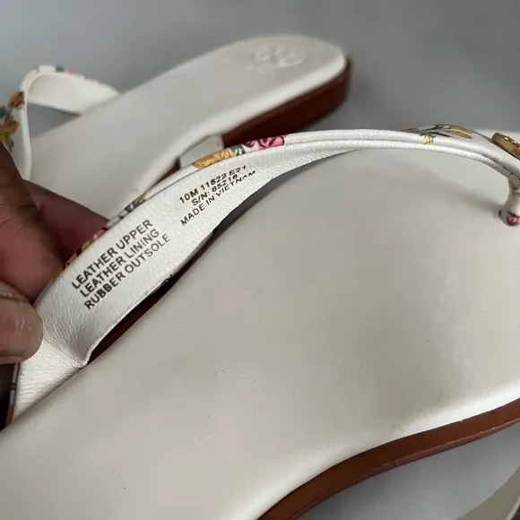 🎉HP🎉 Tory Burch Benton thin strap floral leather flip flop 10