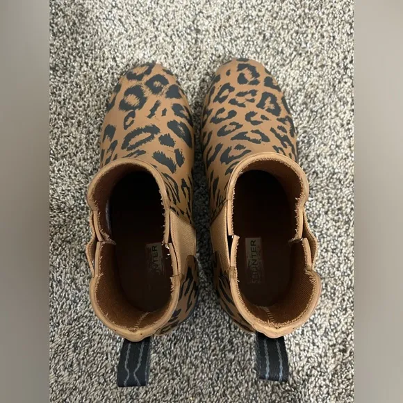 Hunter Boots Cheetah Print Waterproof Chelsea Rain Boot Women's Sz 8 US / 39 EU