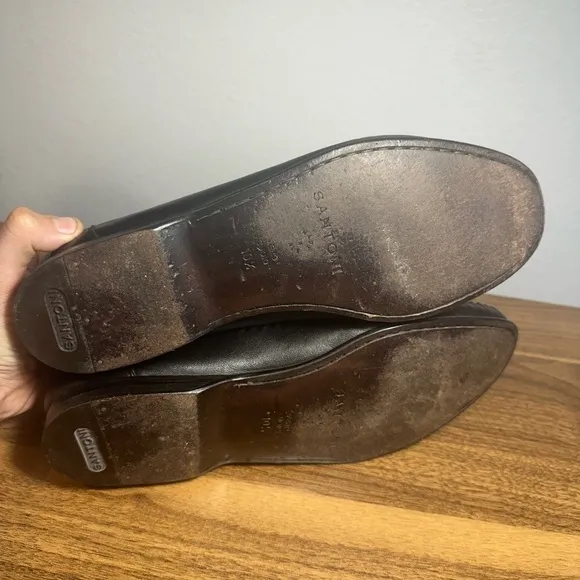 Italy Santoni Men's size 10.5 Black Leather Kilt Tasseled Loafer Dress Shoes