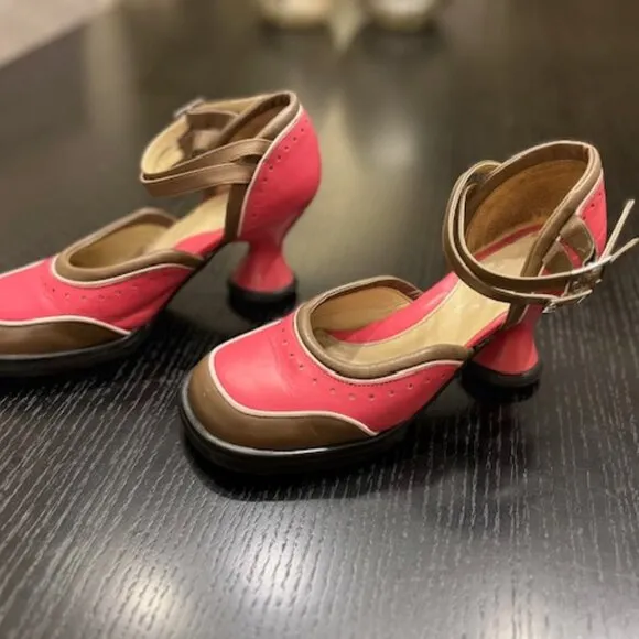 John Fluevog Watermelon   Chocolate Mini: Qtee MaryJane, size 8.5