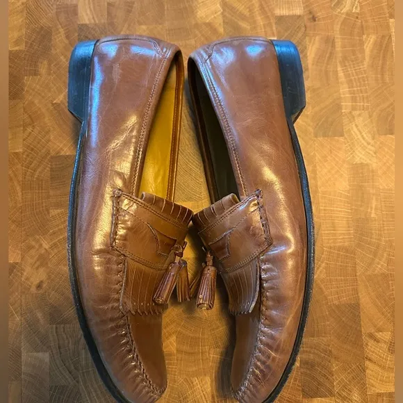Johnston &amp; Murphy Loafers Brown Leather Tassel Kiltie Almond Shoes Sz 11.5M