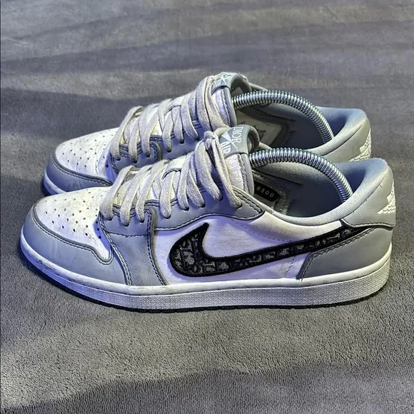 Jordan 1 Low (Air Dior) Men Size 8.5