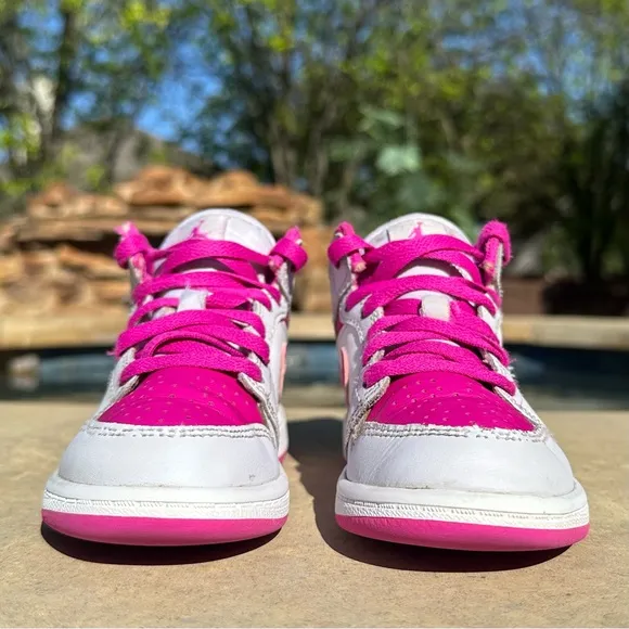 Jordan 1 Mid Fire Pink - Toddler Size 11C (FD8781-500)
