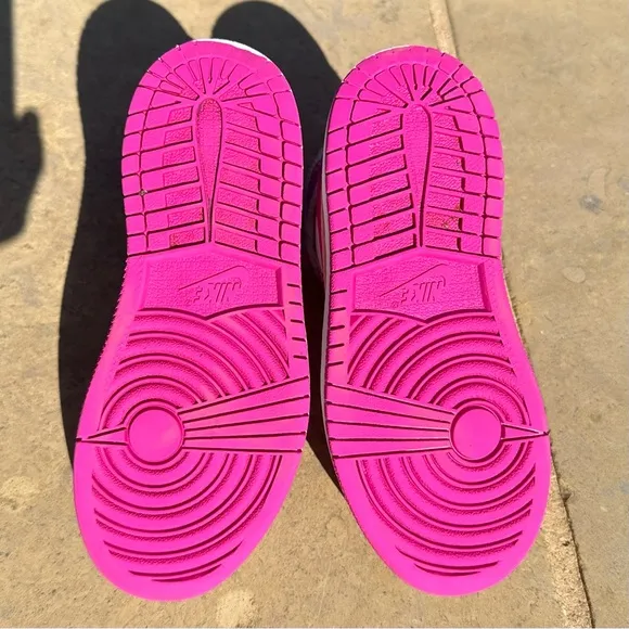 Jordan 1 Mid Fire Pink - Toddler Size 11C (FD8781-500)