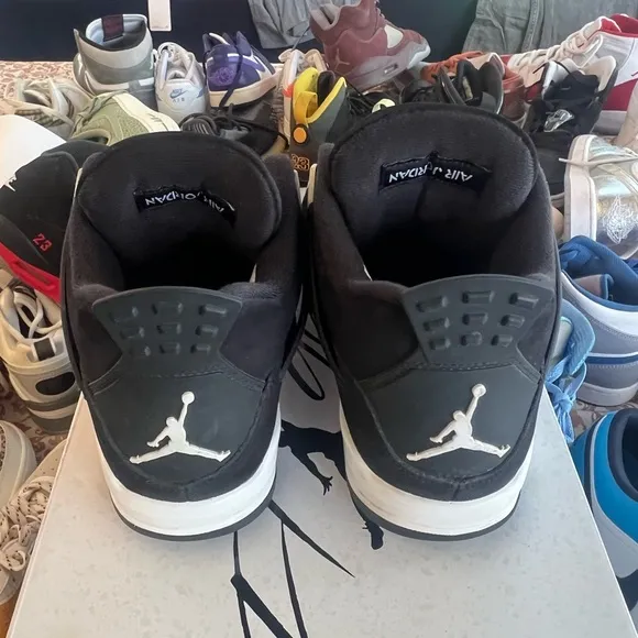Jordan Black and White Athletic Shoes Air Jordan Retro 4 White Thunder