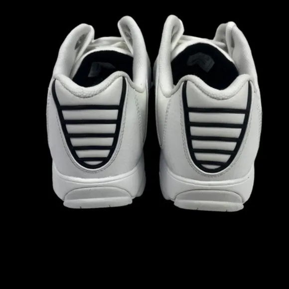 K-SWISS Men Casual Athletic Shoes New Without Tag, Size 11 White