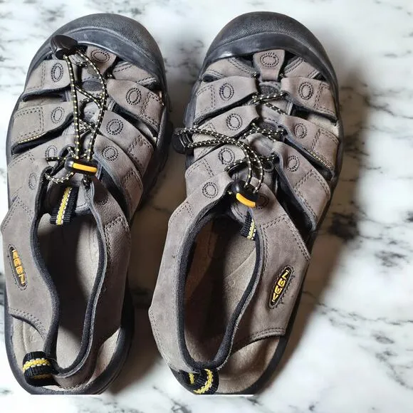 Keen Sandals Women 8 Hiking Shoes Water Gorp Normcore Outdoors Earthy XT Newport