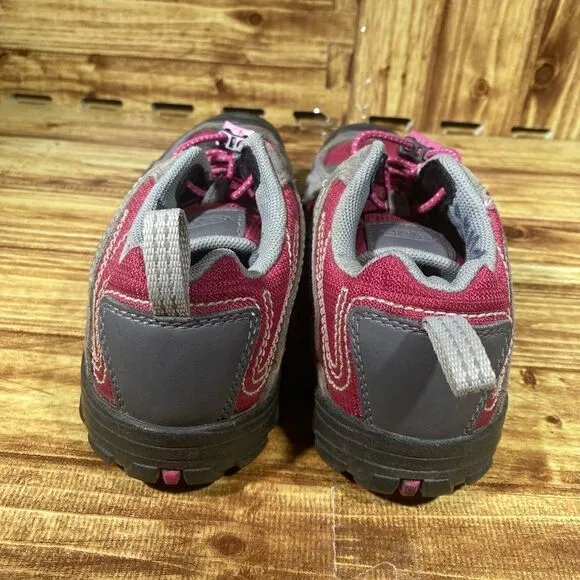 KEEN Women's Hiking shoes sz 3 Gray pink