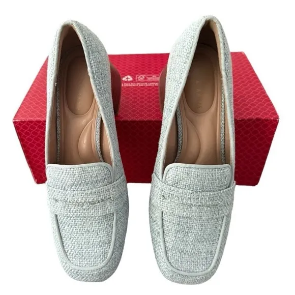 Kelly &amp; Katie Paylyn Pump Denim Light Blue Slip on Shoes Women’s Size 6.5