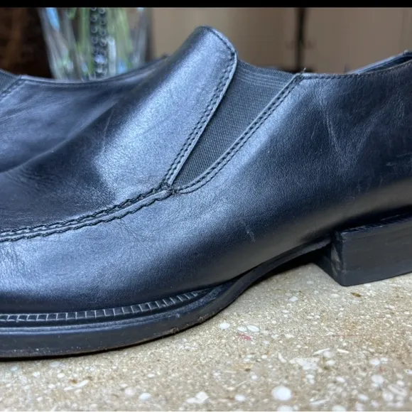 Kenneth Cole Men's Black Leather Loafers