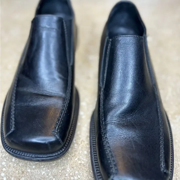 Kenneth Cole Men's Black Leather Loafers