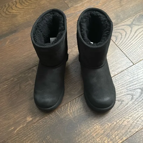 Kids black Ugg Boots - practically New!