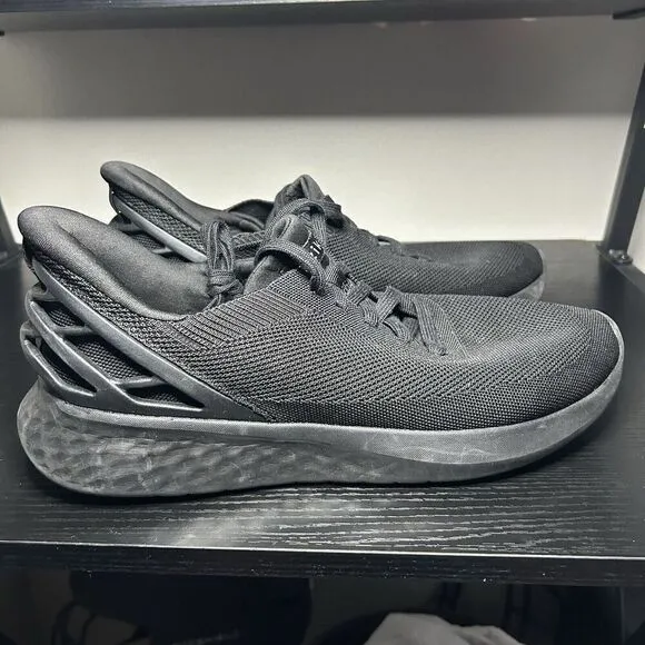 Kizik Athens Hands Free Triple Black Running Shoes Sneaker Mens Size 11