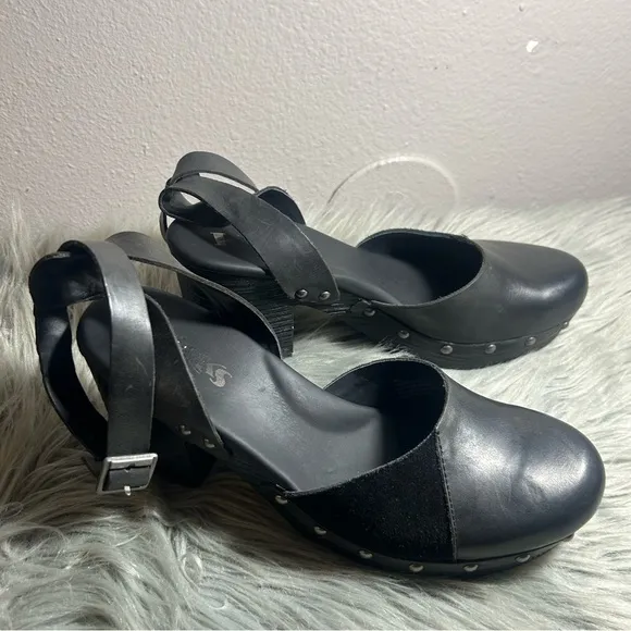 Kork-Ease Meru Platform Clog Black Platform Ankle Strap Women's Size 9