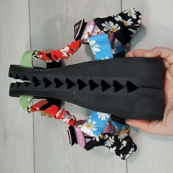Kurt Geiger London Women Floral Sandals shoes sz 37/7