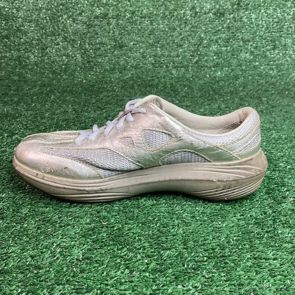 KYBUN KYBOOT WALK ON AIR JINDO SILVER COMFORT SHOES SIZE 9 WIDE - MSRP: $409