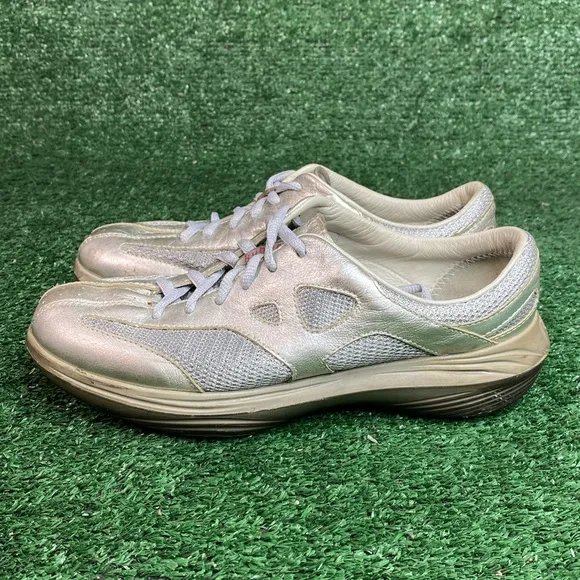 KYBUN KYBOOT WALK ON AIR JINDO SILVER COMFORT SHOES SIZE 9 WIDE - MSRP: $409