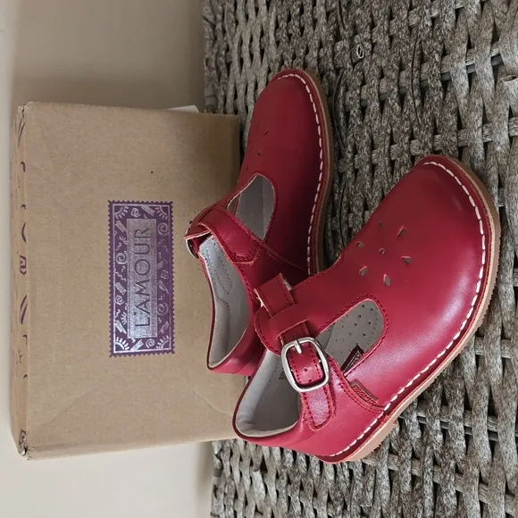 L’Amour Red T-Strap Buckle Dress Shoes Size 11