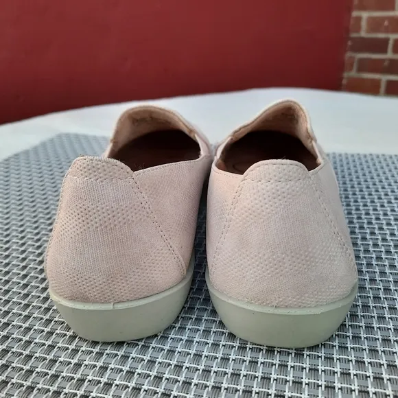 Life Stride Neon Slip On Loafers Comfort Cushioned Shoes Faux Leather 8 NEW Pink