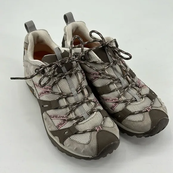 Like New Merrell Siren sports hiking shoes size 11 no box, worn once