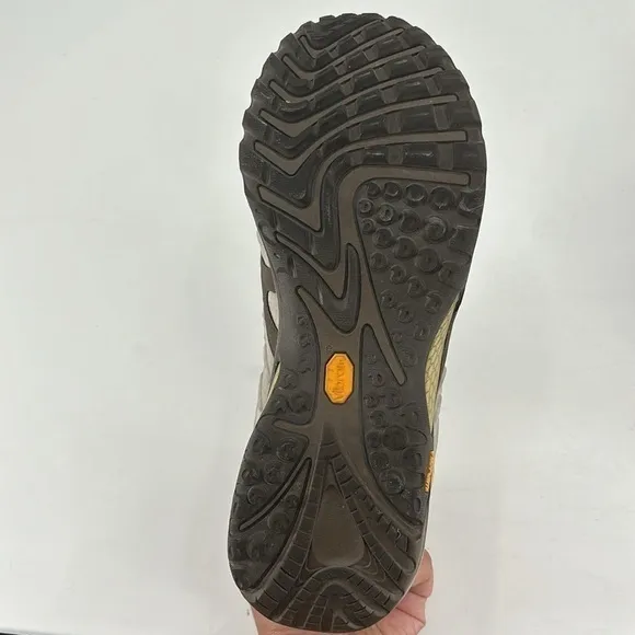 Like New Merrell Siren sports hiking shoes size 11 no box, worn once