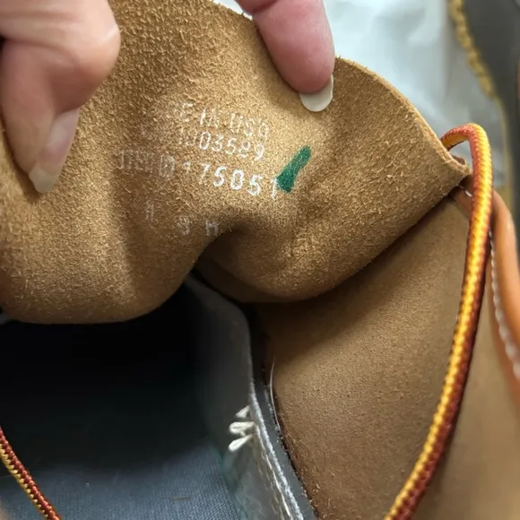 L.L. Bean duck boots bean boots tan waterproof leather SZ 8 M NWOT Brand New