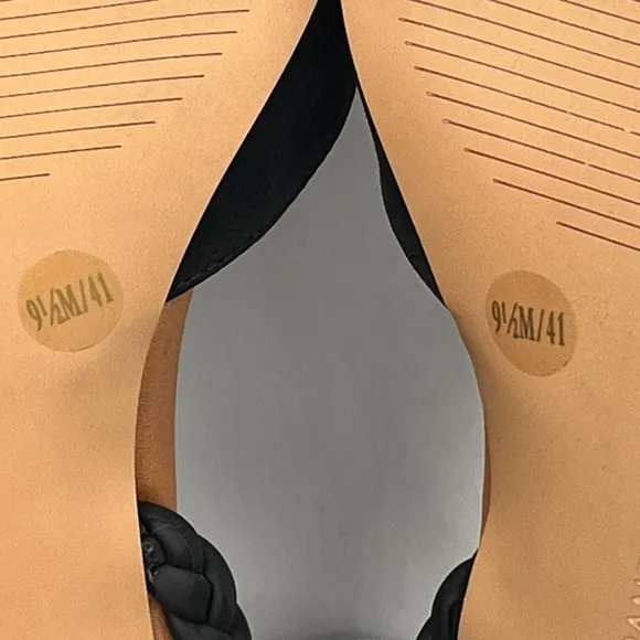 Lucky Brand Kohama Pump Shoe Womens 9.5 M Black Suede Mary Jane Ankle Strap Heel
