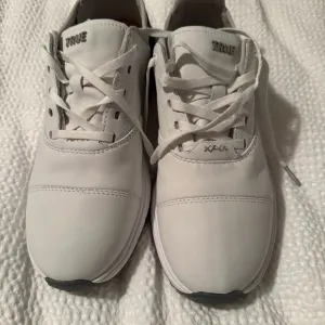 Lux Tour by True Linkwear Golf Shoes size 11