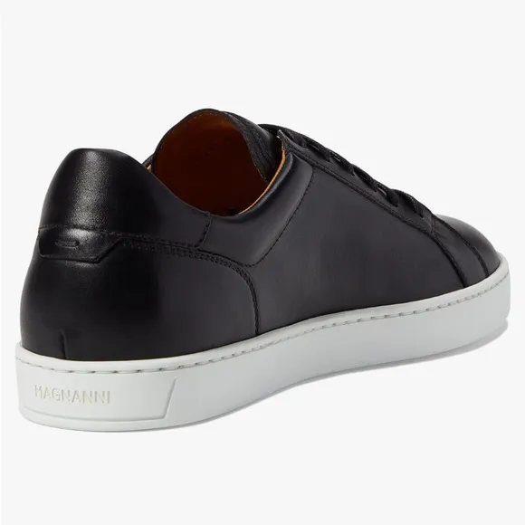 Magnanni Costa Lo Black Sneakers for Men size US 11 gently used