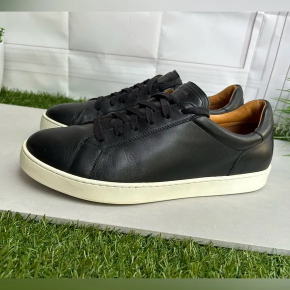 Magnanni Costa Lo Black Sneakers for Men size US 11 gently used