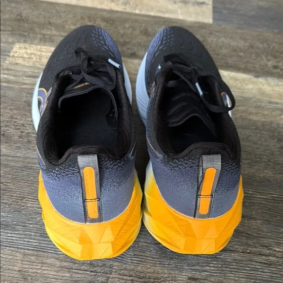 Men’s Asics NovaBlast 4 Black and Yellow Running Shoes
