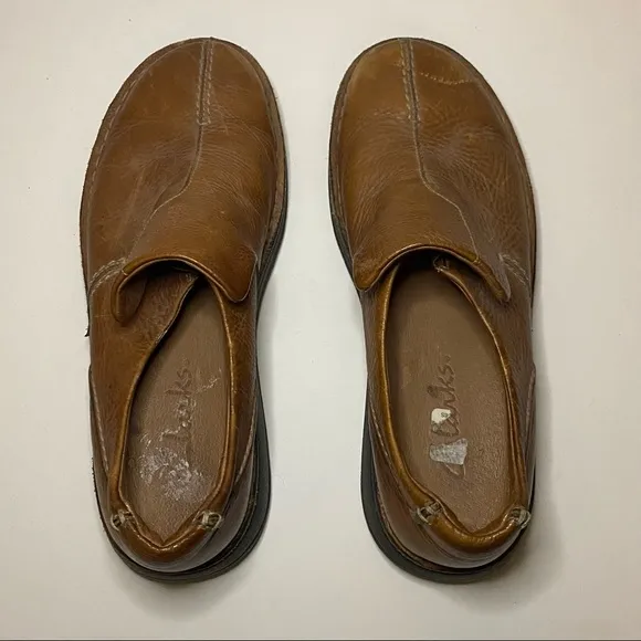 Men’s Clarks Slip-on Shoes