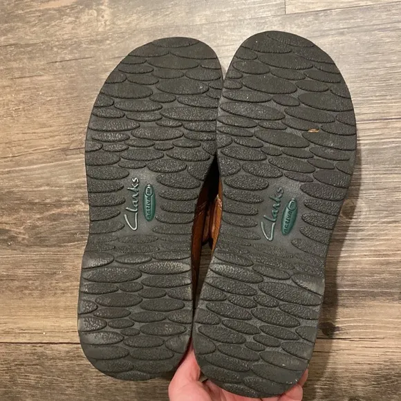 Men’s Clarks Slip-on Shoes