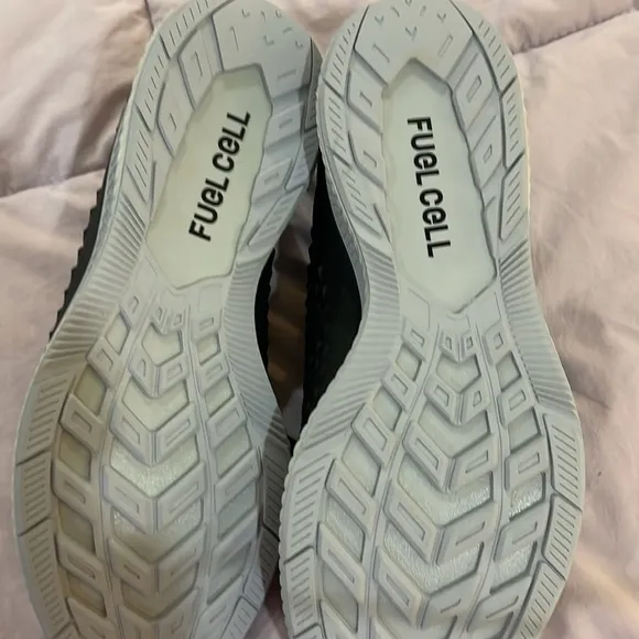 Men’s New Balance FuelCell Running Shoes