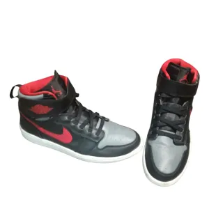 Men's Nike Air Jordan 1 Mid SE Black Red Gray Size 12 Sneakers Shoes