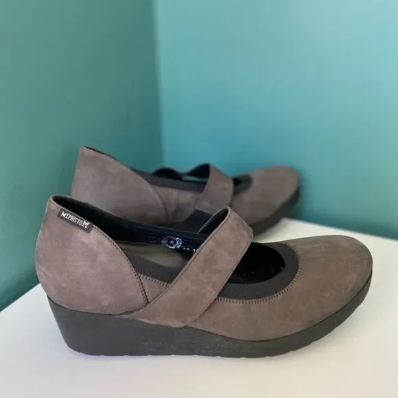 𝅺mephisto Tamara Style Strap Nubuk Wedge Heel Shoes Womens Size 9.5