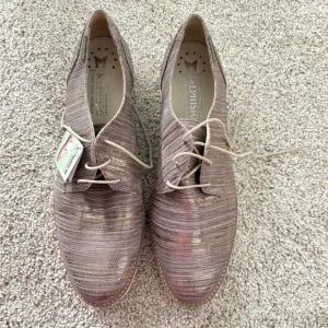 Mephisto women’s champagne silver Brown Lace-Up Shoes NWT