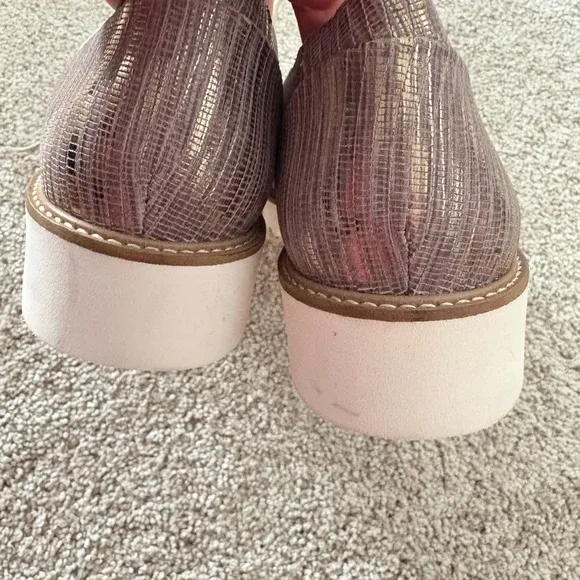 Mephisto women’s champagne silver Brown Lace-Up Shoes NWT