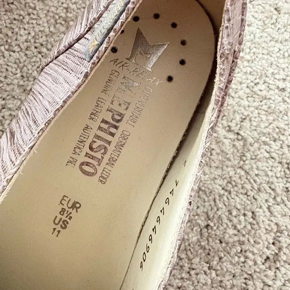 Mephisto women’s champagne silver Brown Lace-Up Shoes NWT