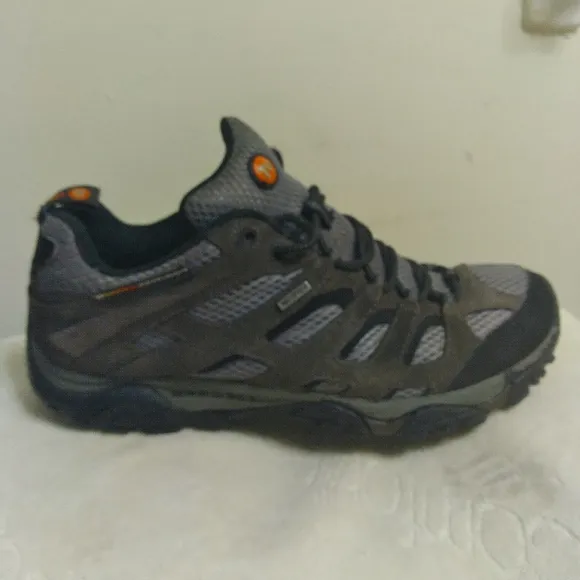 Merrell Men's Brown Hiking Shoes Boots Beluga Size 9
